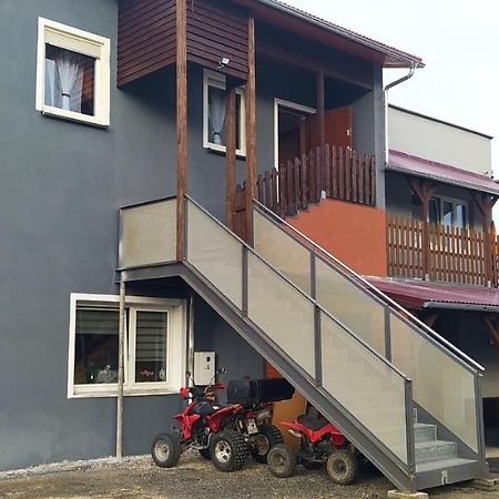 4U Hostel Zgorzelec - Free Parking Jedrzychowice  エクステリア 写真
