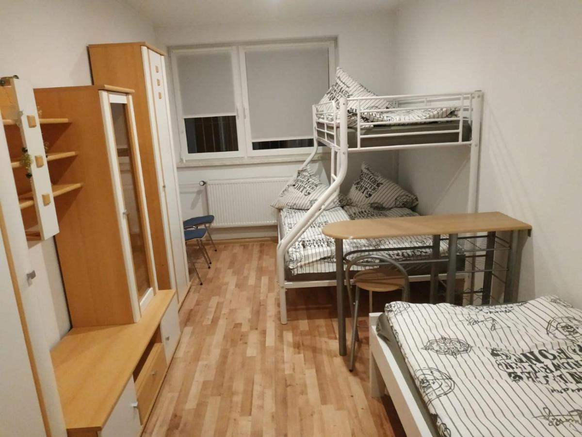 4U Hostel Zgorzelec - Free Parking Jedrzychowice  エクステリア 写真