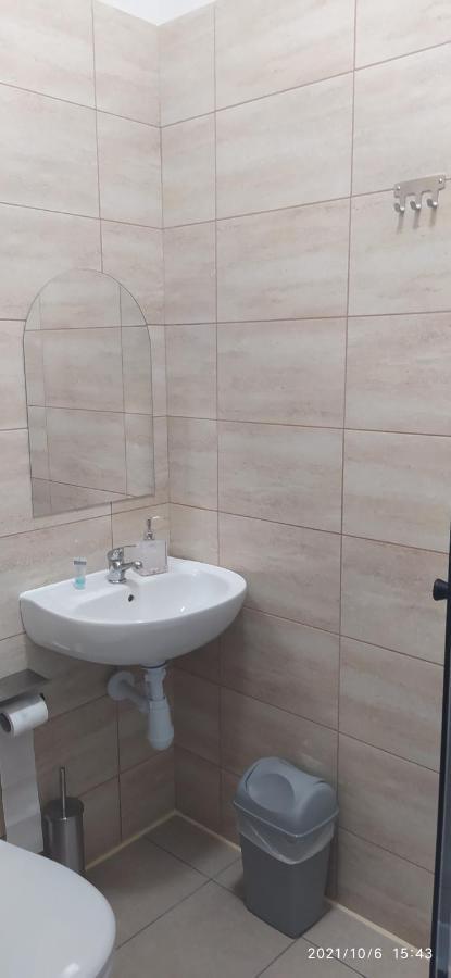 4U Hostel Zgorzelec - Free Parking Jedrzychowice  エクステリア 写真