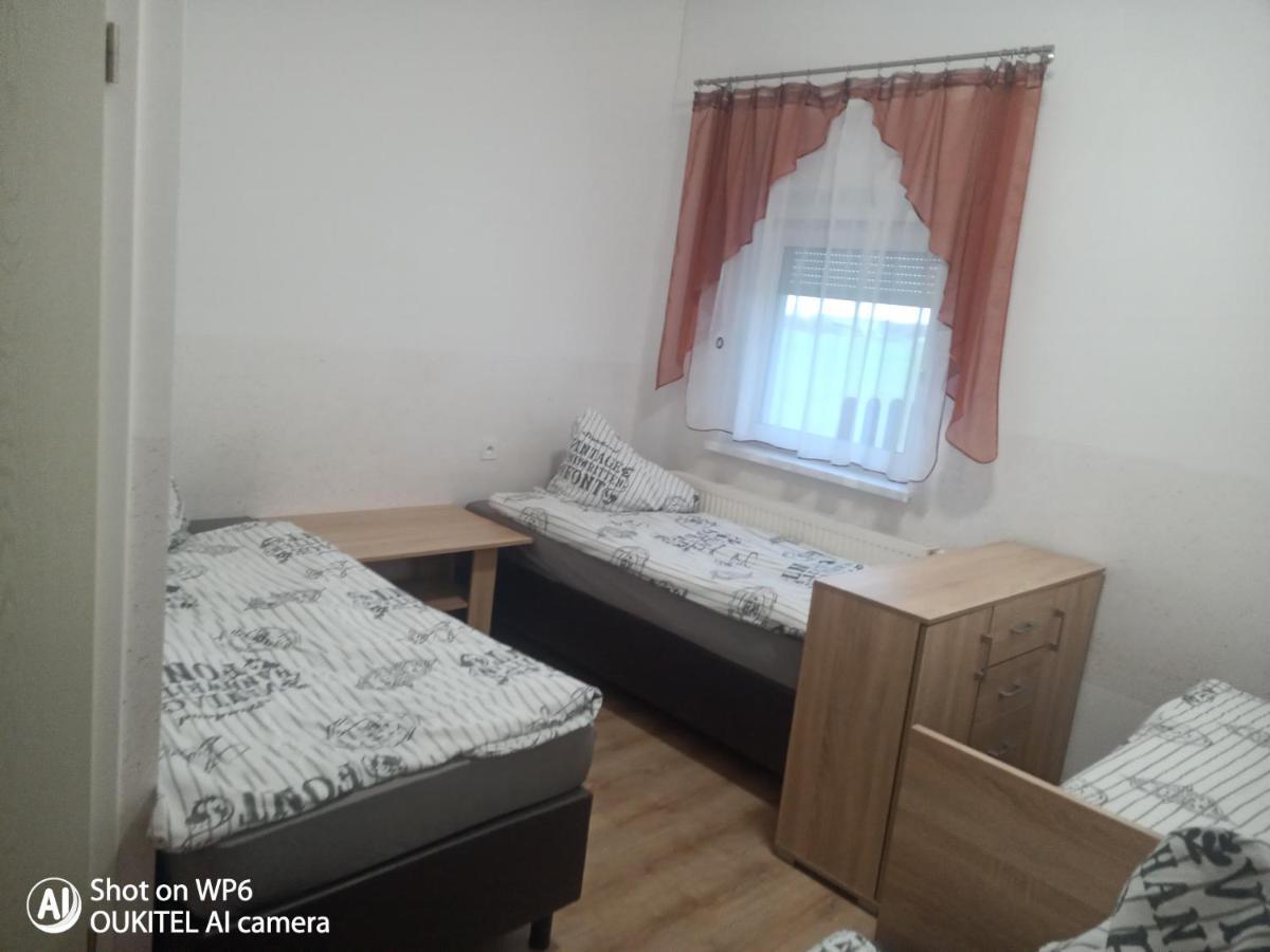 4U Hostel Zgorzelec - Free Parking Jedrzychowice  エクステリア 写真